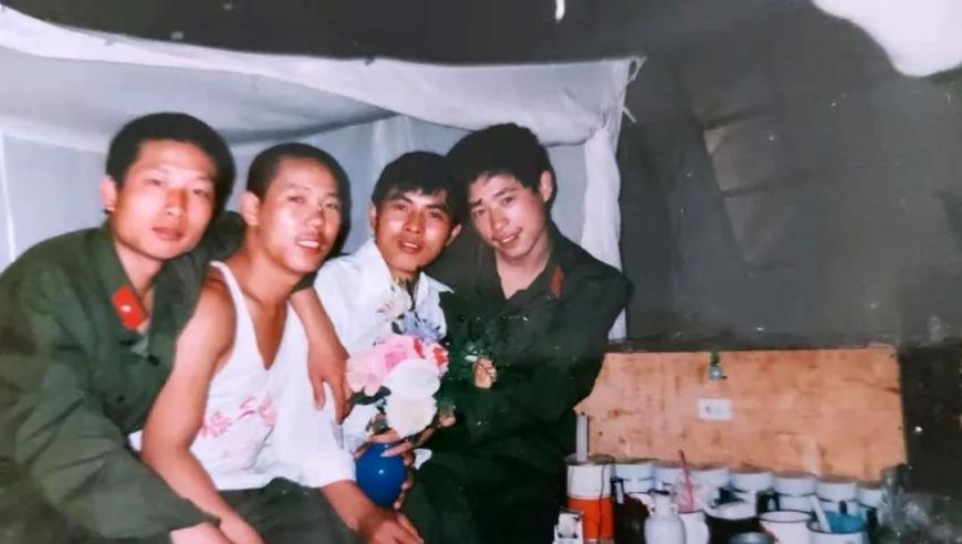 九尾之数开两边有情才有好风光猜生肖,黄晓明发文悼念黄旭华院士,展开解析落实_高级版V6.95
