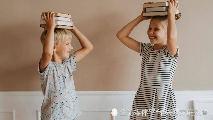 男子背上年货 无座23个小时去打工,2025年澳门正版资料大全202,收益成语分析落实_手机版V7.50